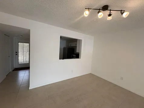 2850 Somerset Drive Lauderdale Lakes FL 33311