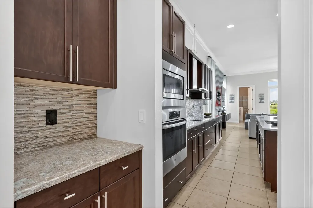 21852 SW Tivolo Way Port St Lucie FL 34986