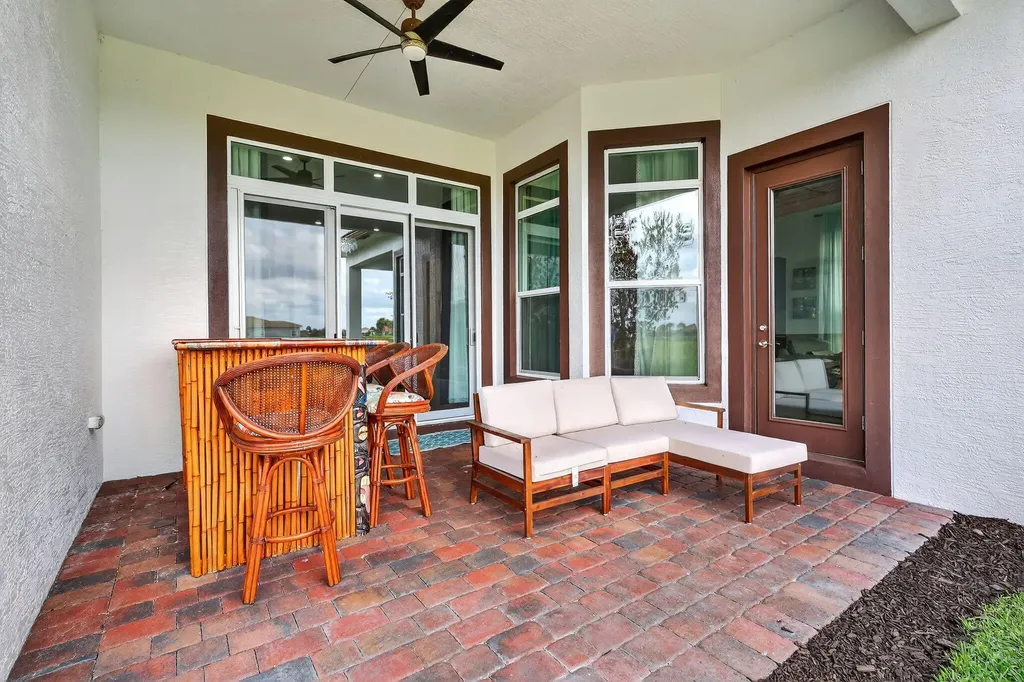 21852 SW Tivolo Way Port St Lucie FL 34986