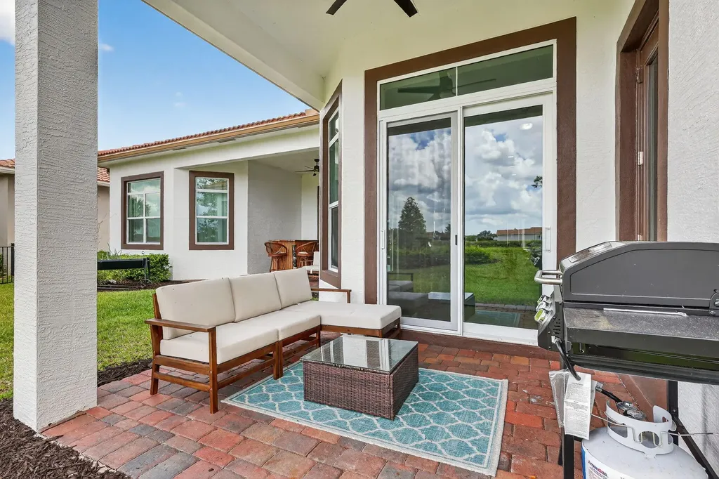 21852 SW Tivolo Way Port St Lucie FL 34986