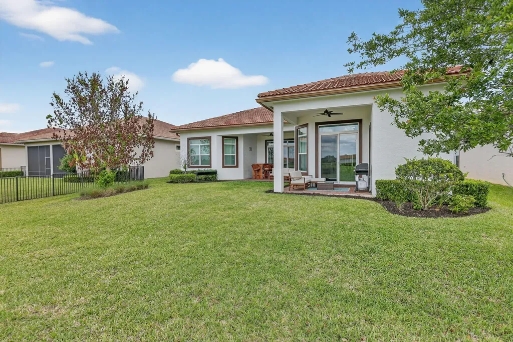 21852 SW Tivolo Way Port St Lucie FL 34986