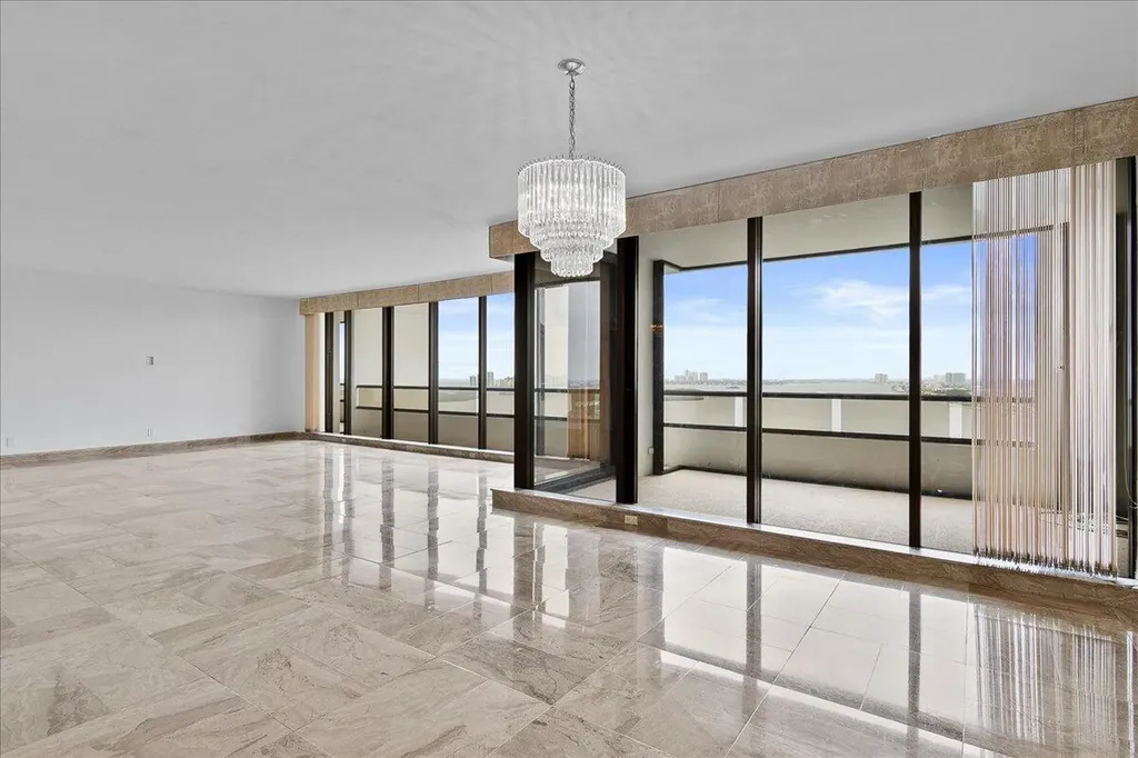 100 Lakeshore Drive North Palm Beach FL 33408