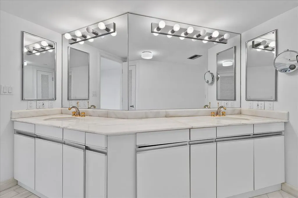 100 Lakeshore Drive North Palm Beach FL 33408