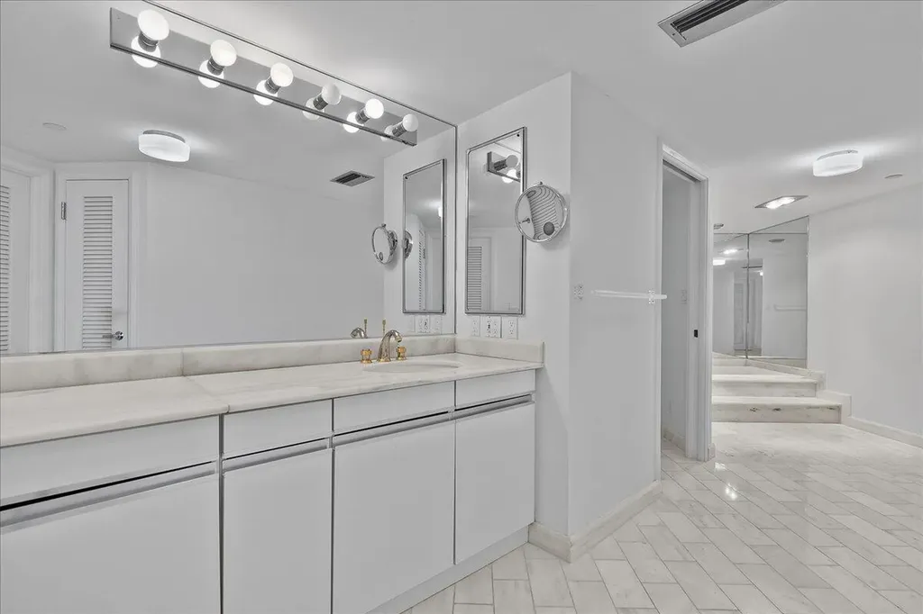 100 Lakeshore Drive North Palm Beach FL 33408