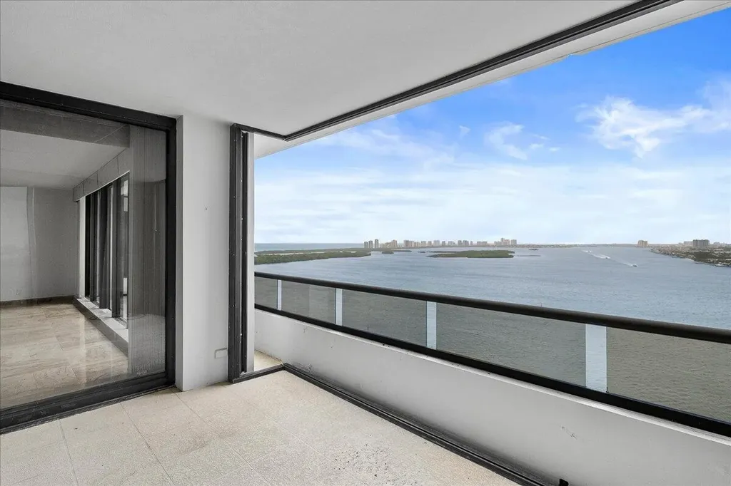 100 Lakeshore Drive North Palm Beach FL 33408