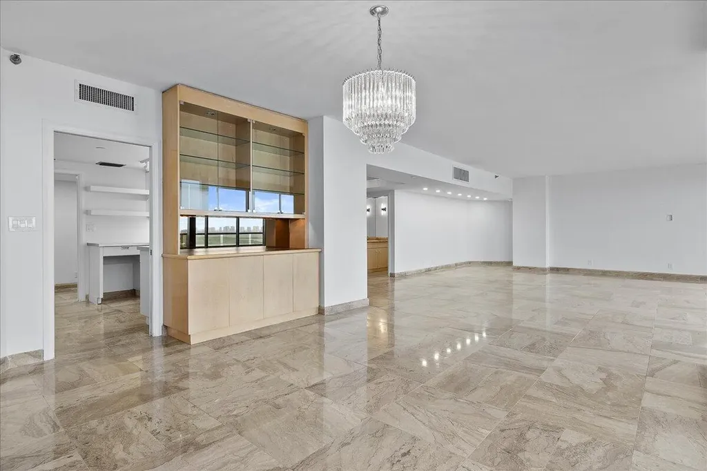 100 Lakeshore Drive North Palm Beach FL 33408