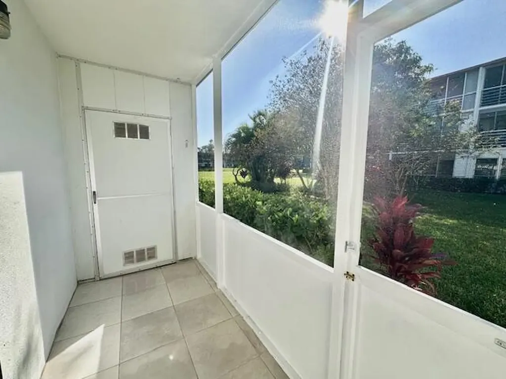 55 Fanshaw B Boca Raton FL 33434