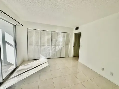 55 Fanshaw B Boca Raton FL 33434