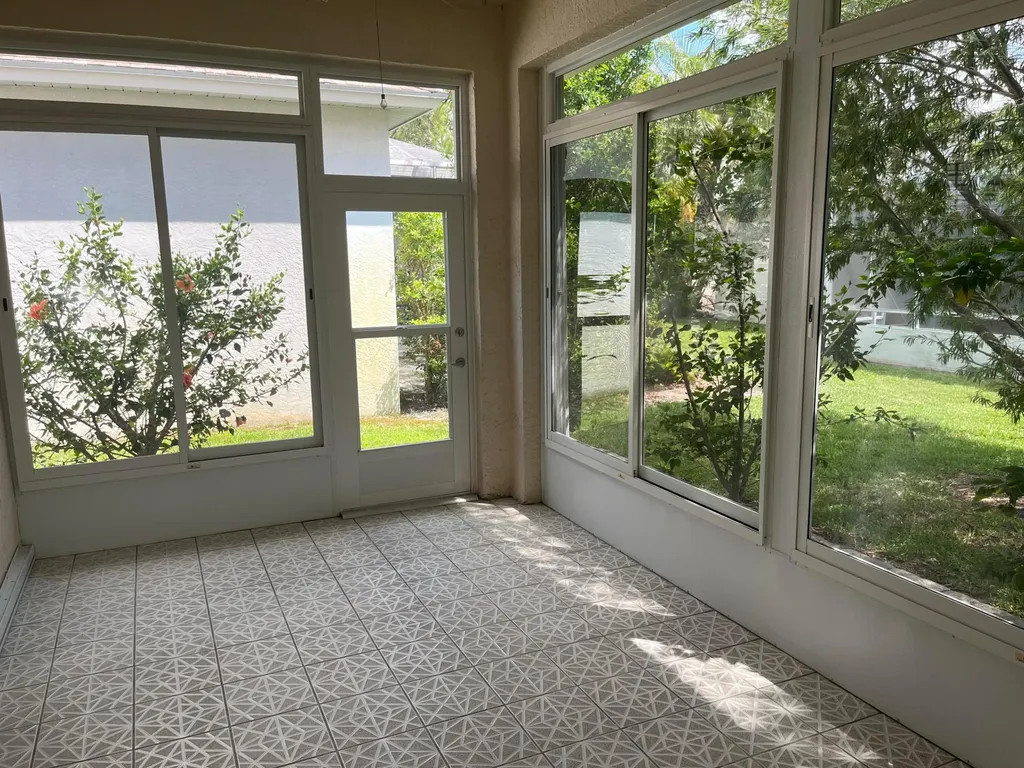 628 NW Venetto Court Port St Lucie FL 34986