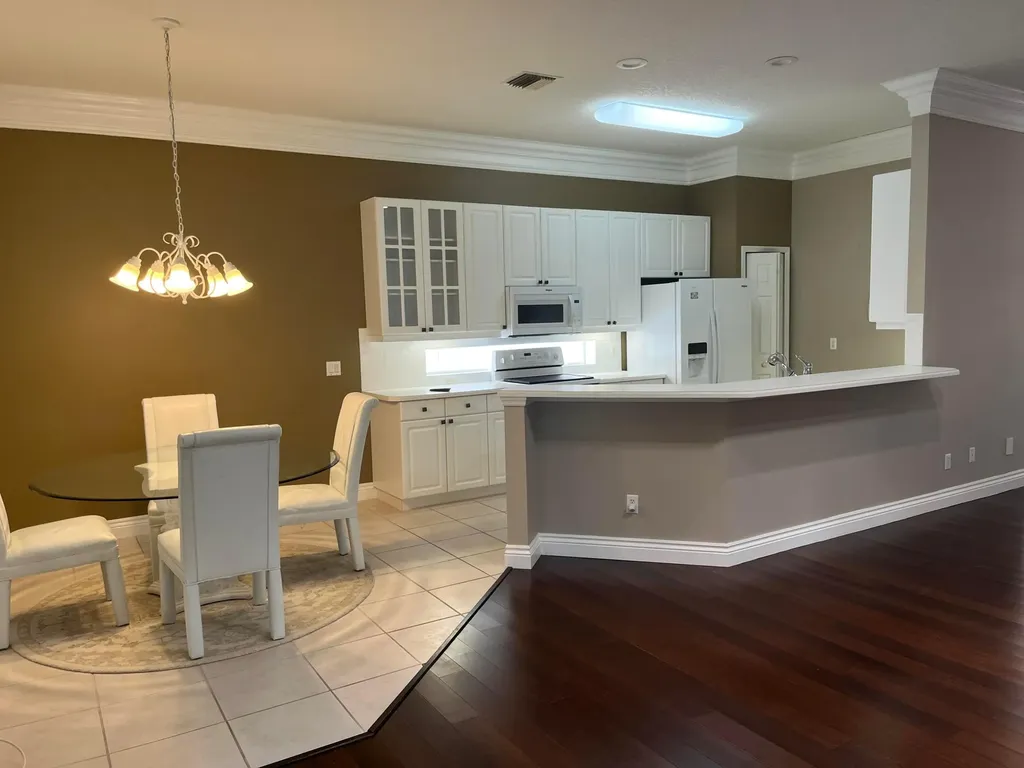 628 NW Venetto Court Port St Lucie FL 34986