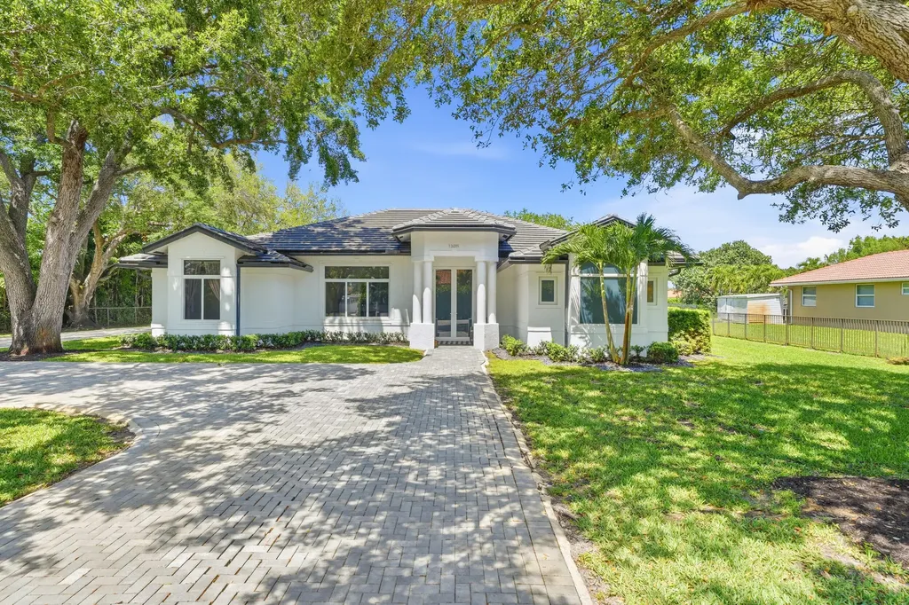 13091 SW 16th Court Davie FL 33325
