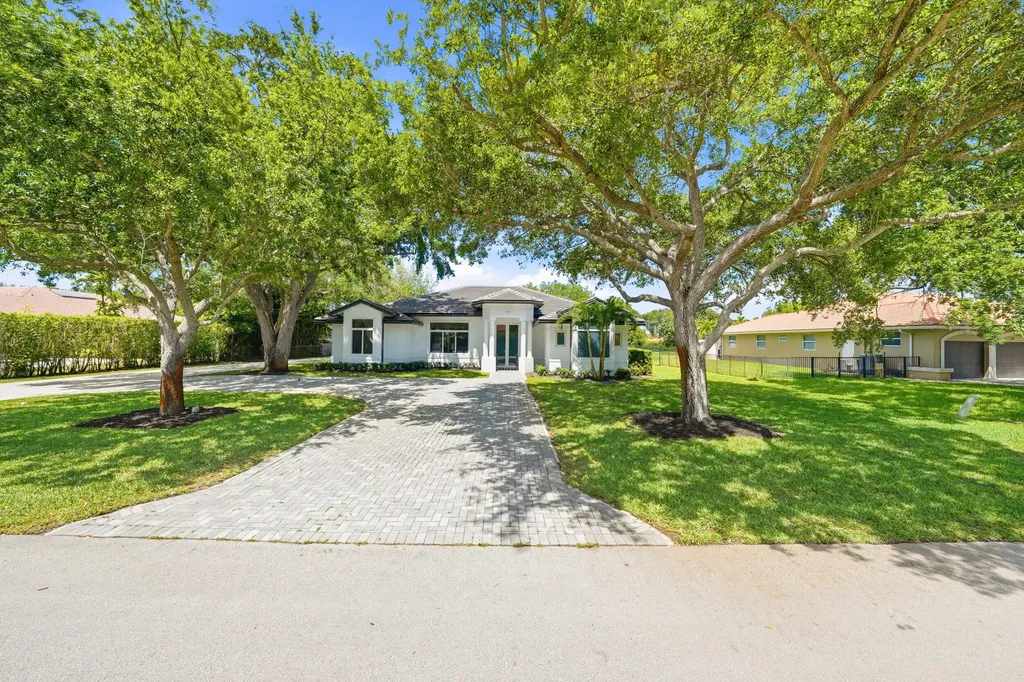 13091 SW 16th Court Davie FL 33325