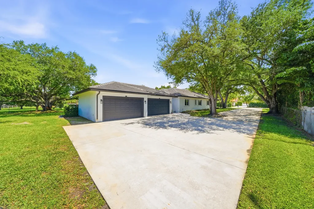 13091 SW 16th Court Davie FL 33325