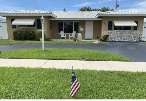 1230 SE 14th Drive Deerfield Beach FL 33441