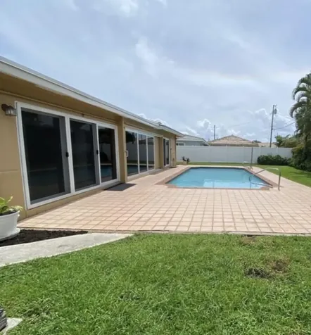 1230 SE 14th Drive Deerfield Beach FL 33441