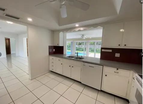 1230 SE 14th Drive Deerfield Beach FL 33441