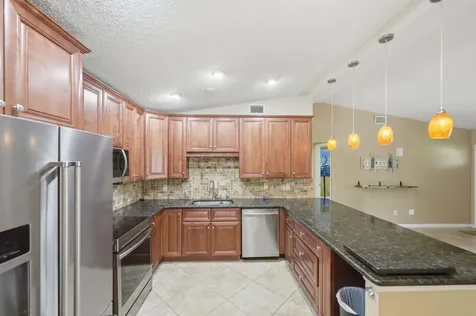 1102 SW Del Rio Boulevard Port St Lucie FL 34953