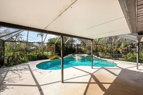 1102 SW Del Rio Boulevard Port St Lucie FL 34953