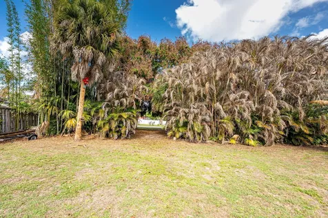 1102 SW Del Rio Boulevard Port St Lucie FL 34953