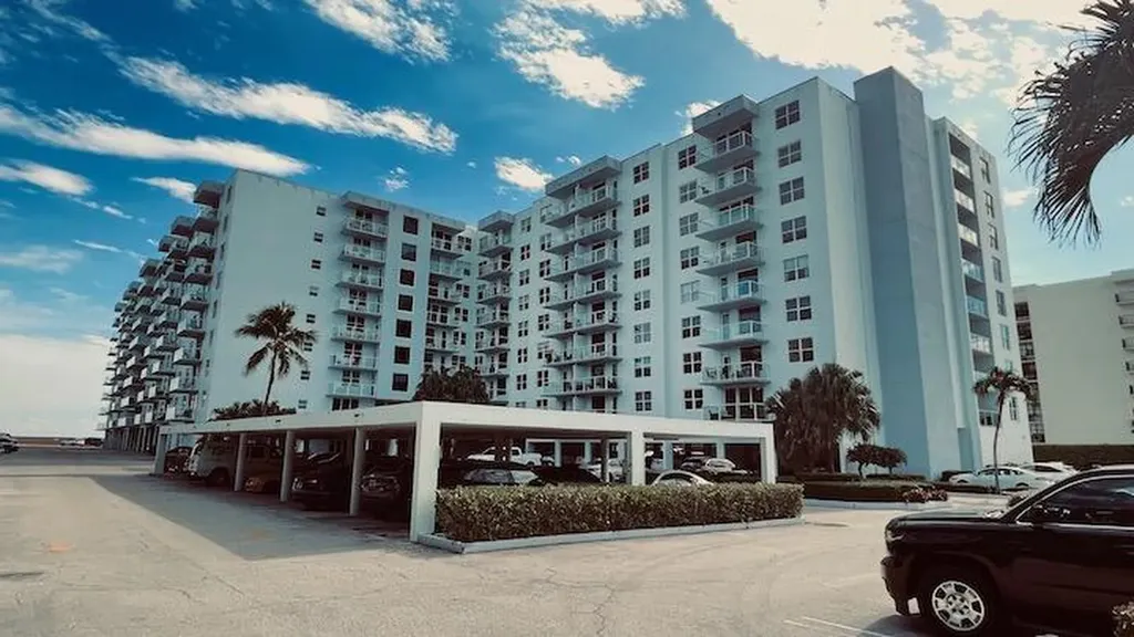 3450 S Ocean Boulevard Palm Beach FL 33480