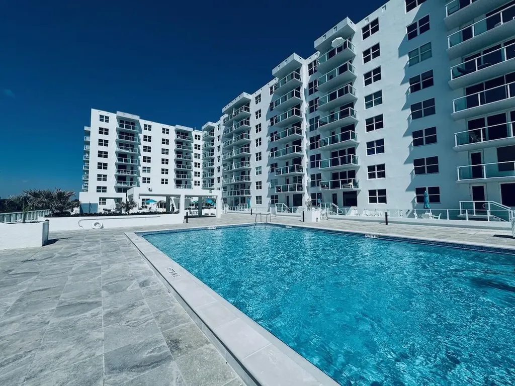 3450 S Ocean Boulevard Palm Beach FL 33480