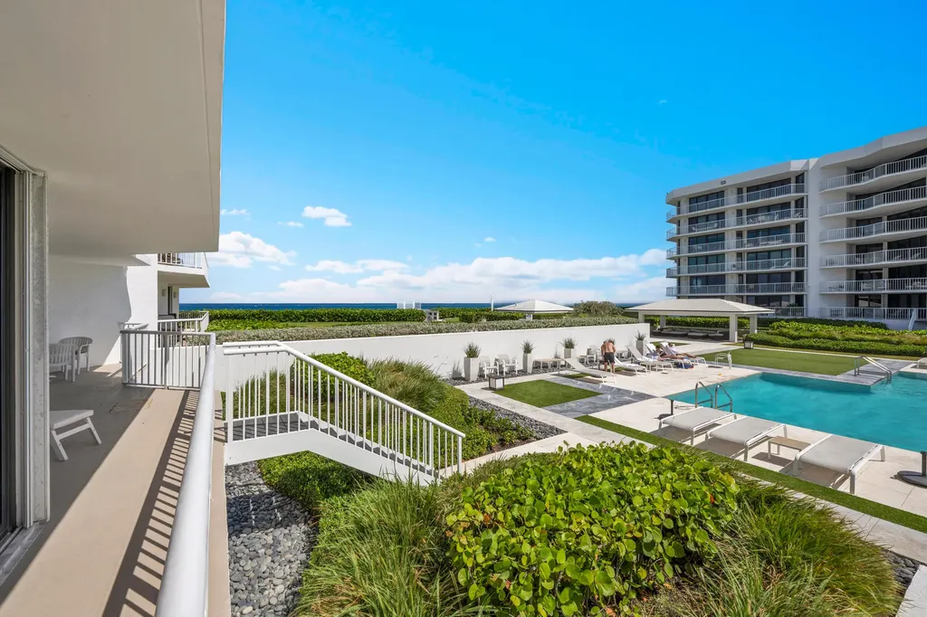 3170 S Ocean Boulevard Palm Beach FL 33480