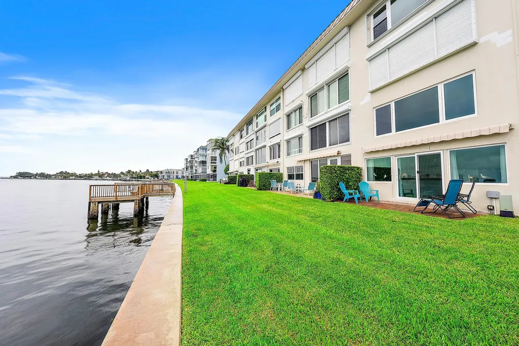 52 Yacht Club Drive North Palm Beach FL 33408