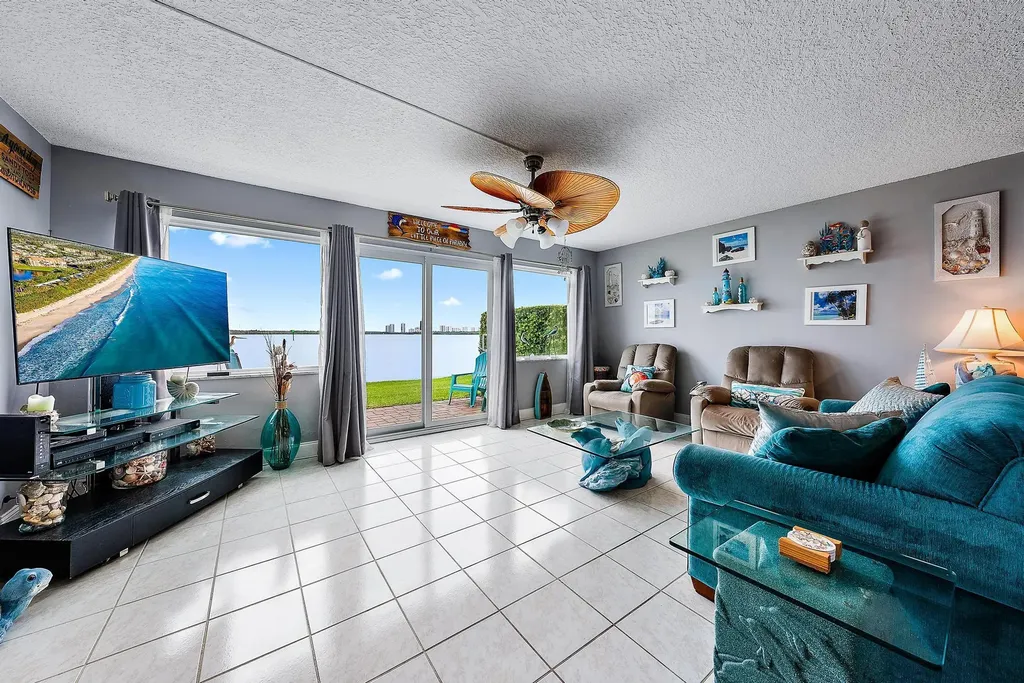 52 Yacht Club Drive North Palm Beach FL 33408