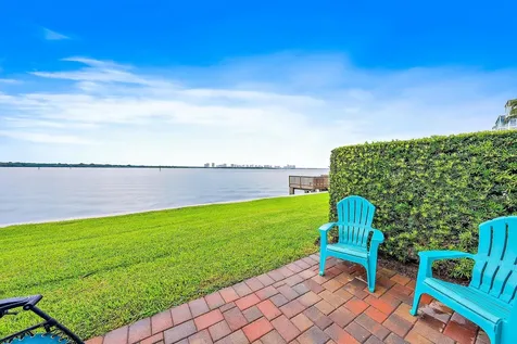 52 Yacht Club Drive North Palm Beach FL 33408