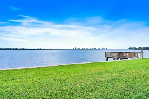 52 Yacht Club Drive North Palm Beach FL 33408