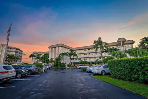 52 Yacht Club Drive North Palm Beach FL 33408
