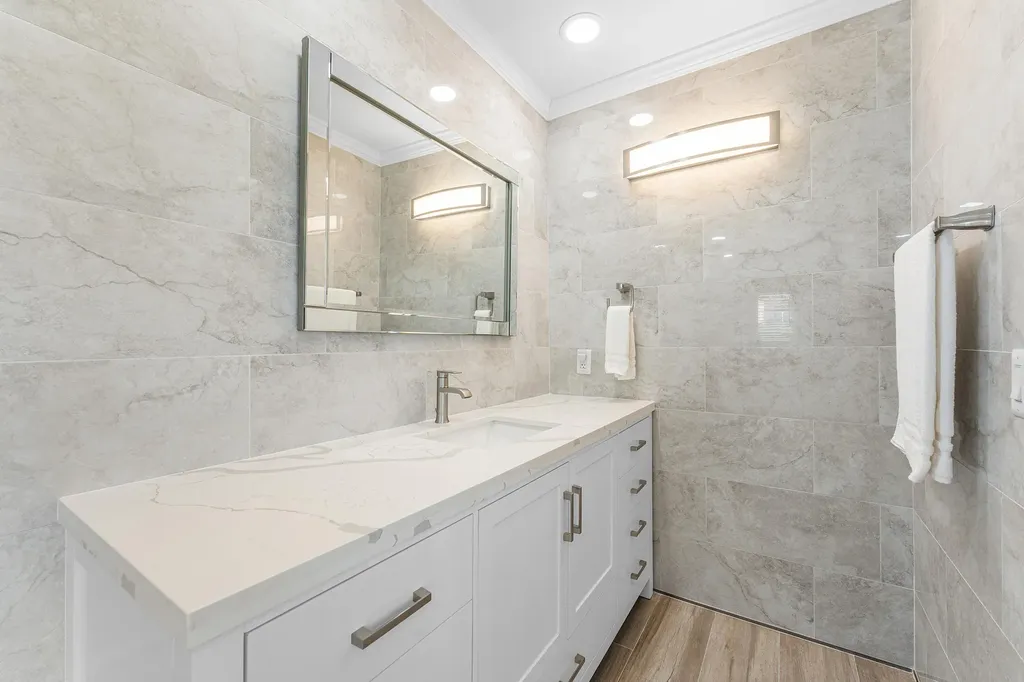 2099 Greenview Cove Drive Wellington FL 33414