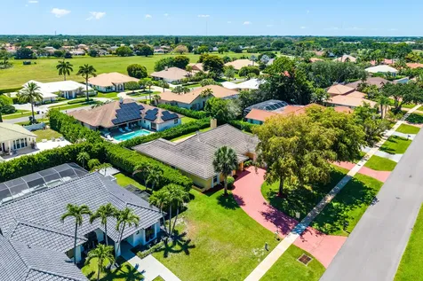 2099 Greenview Cove Drive Wellington FL 33414