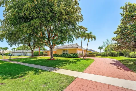 2099 Greenview Cove Drive Wellington FL 33414