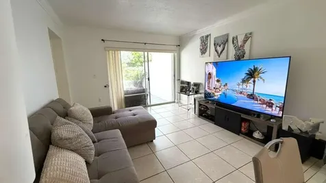 9711 Fontainebleau Boulevard Miami FL 33172