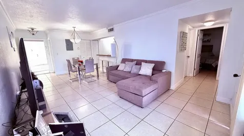 9711 Fontainebleau Boulevard Miami FL 33172