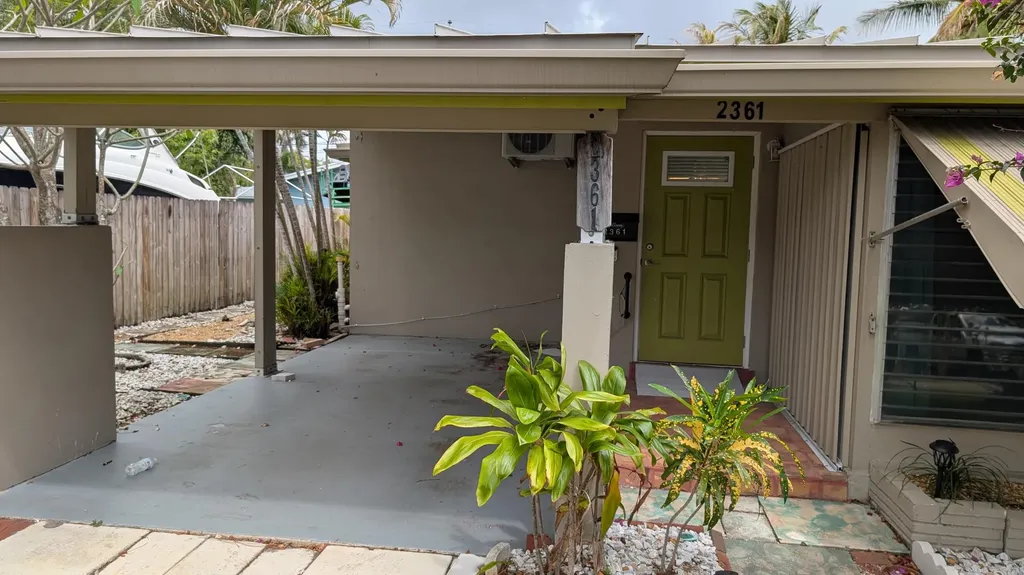 2361 SW 15th Court Fort Lauderdale FL 33312