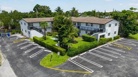 525 S Broadway Street Lantana FL 33462