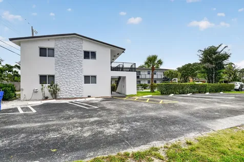 525 S Broadway Street Lantana FL 33462