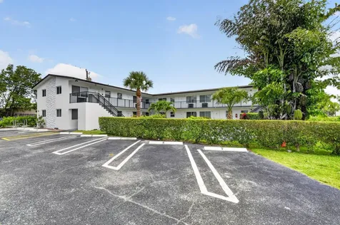 525 S Broadway Street Lantana FL 33462