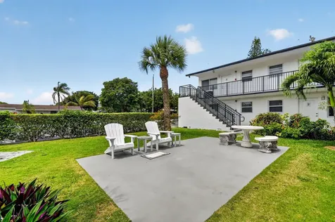 525 S Broadway Street Lantana FL 33462