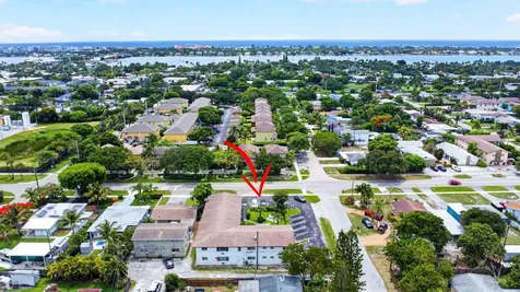 525 S Broadway Street Lantana FL 33462