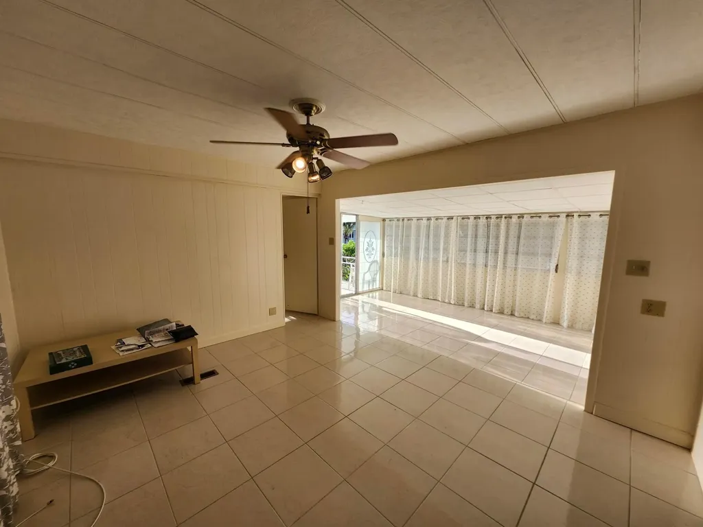 2011 SW 84th Avenue Davie FL 33324