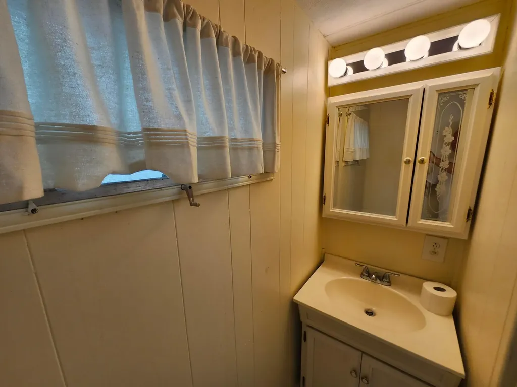 2011 SW 84th Avenue Davie FL 33324