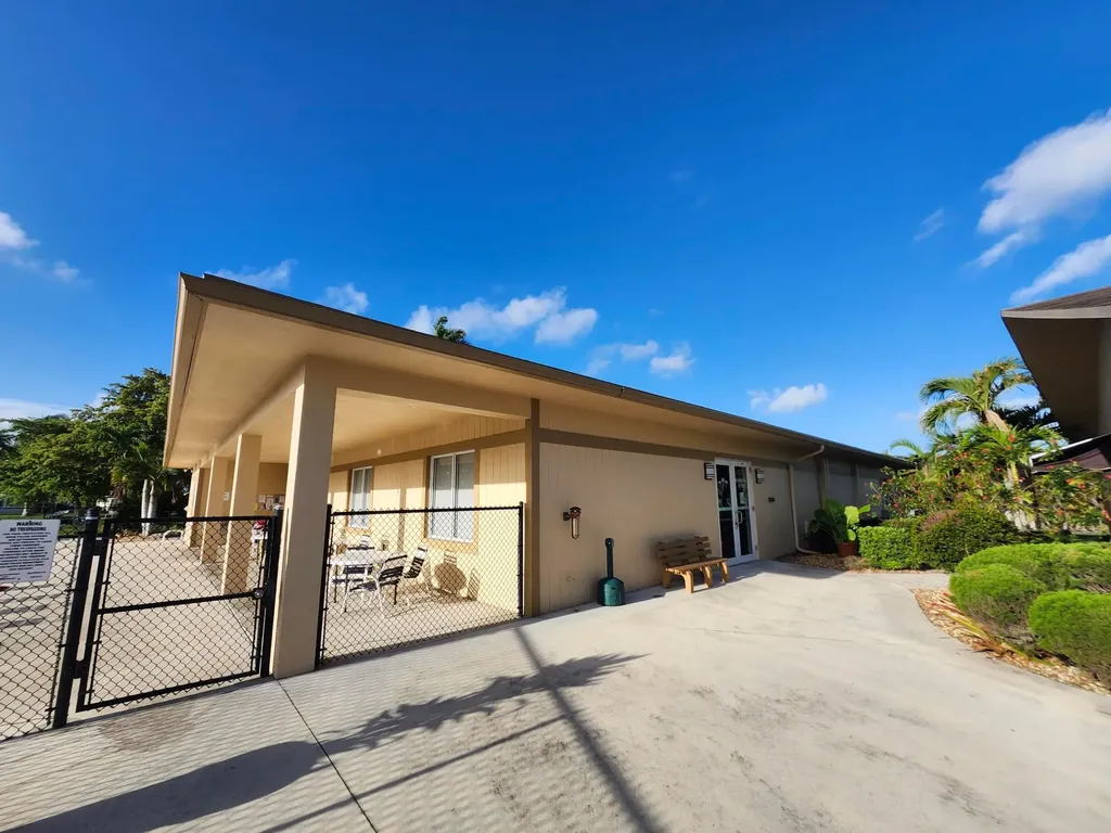 2011 SW 84th Avenue Davie FL 33324