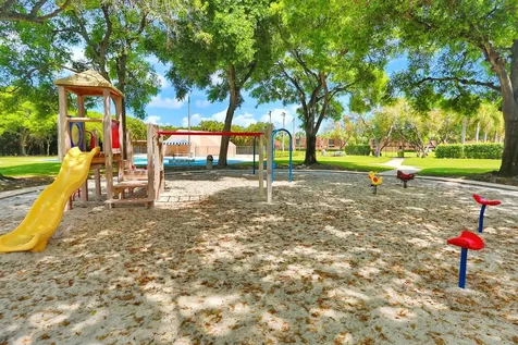 325 3rd Way West Palm Beach FL 33407