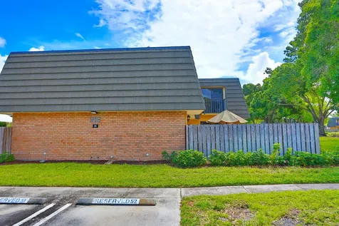 325 3rd Way West Palm Beach FL 33407