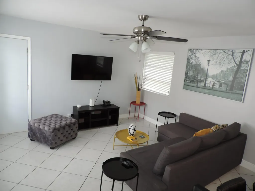5423 NE 22nd Terrace Fort Lauderdale FL 33308