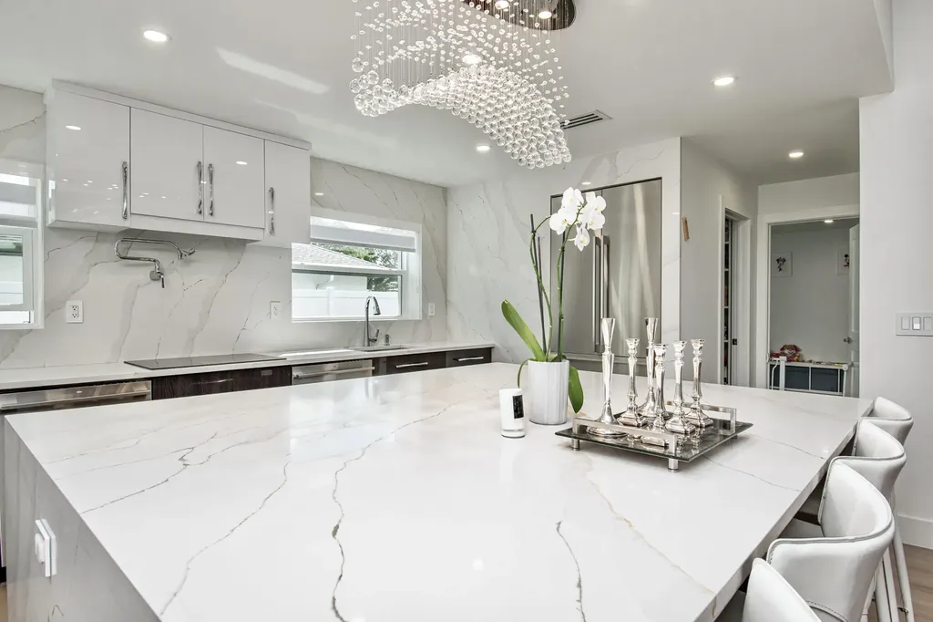7484 Malibu Crescent Boca Raton FL 33433