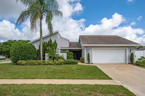 7484 Malibu Crescent Boca Raton FL 33433